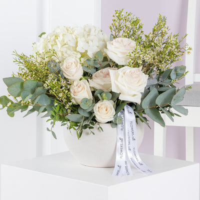 Elevate Your Space with Exquisite Ceramic Vase Flower Arrangements: Where Elegance Meets Unparalleled Service