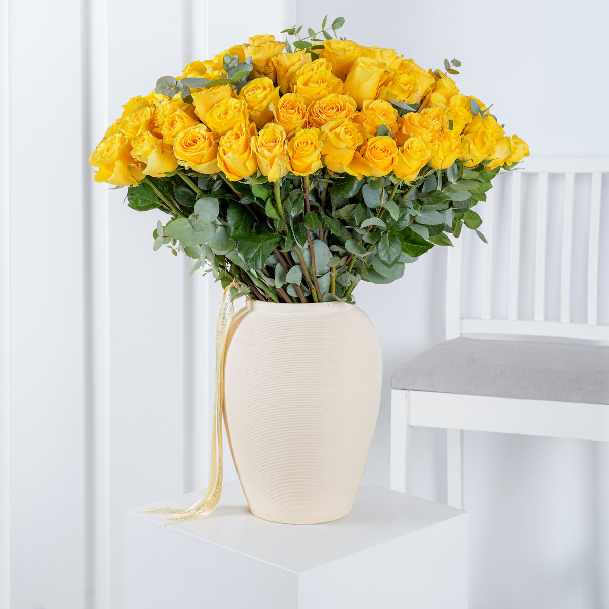 100 Yellow Roses  Vase