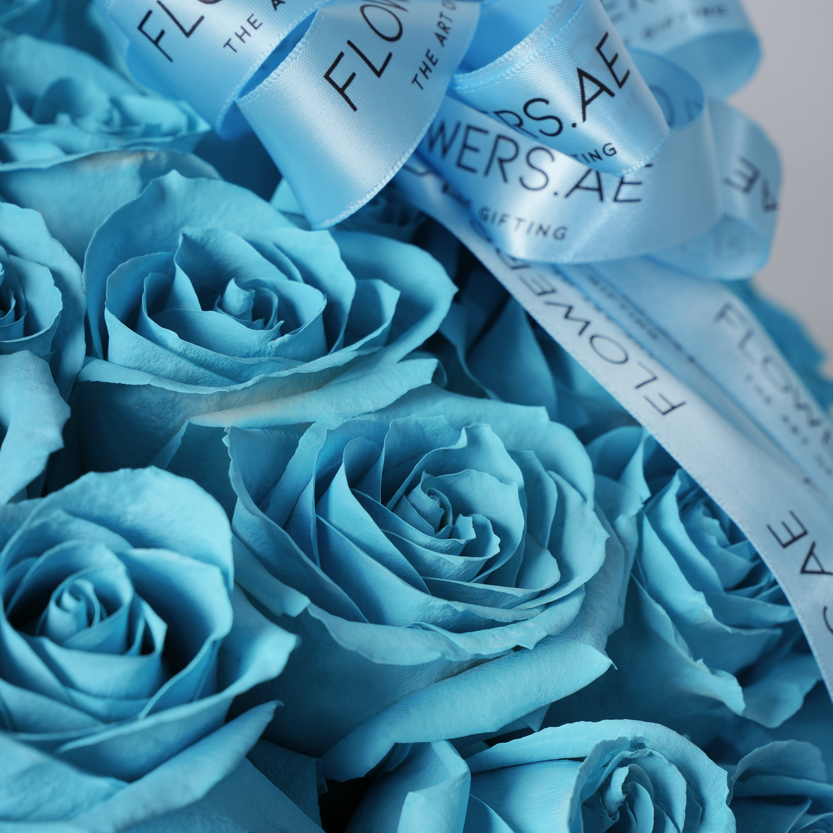 100 Tiffany Blue Roses Basket