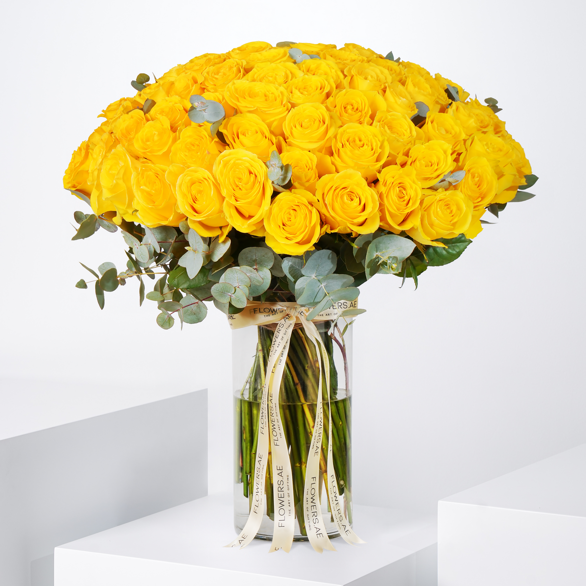 Yellow Roses Ina Vase 100 Yellow Roses Vase | Free Same-Day Delivery to all Emirates - Flowers.ae