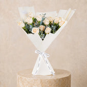 12 White Roses
