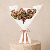 12 Gold Roses