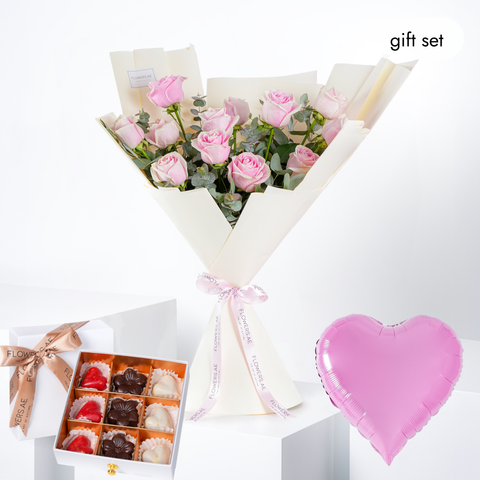 Congratulations 12 Pink Roses (Gift Set)