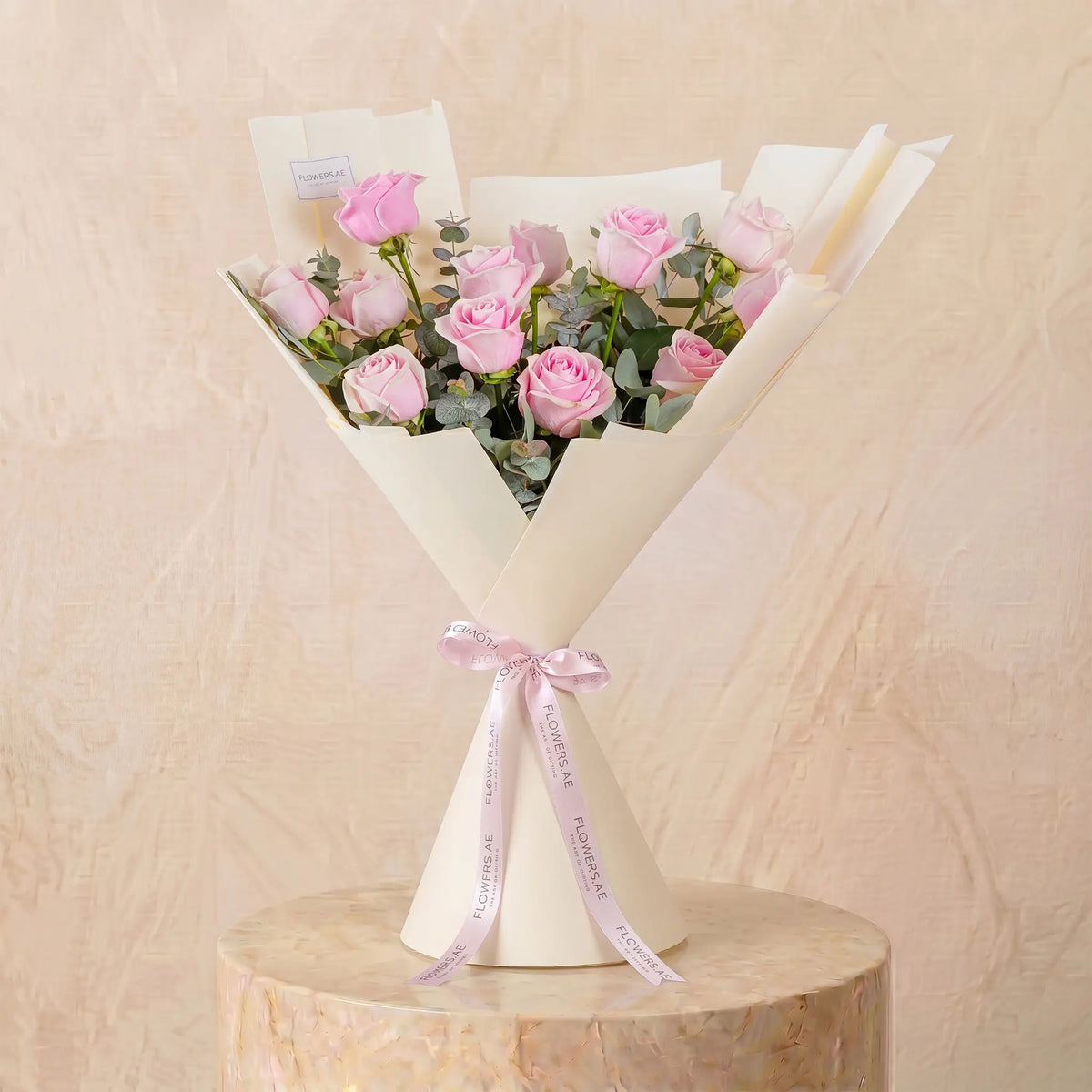 Congratulations 12 Pink Roses (Gift Set)