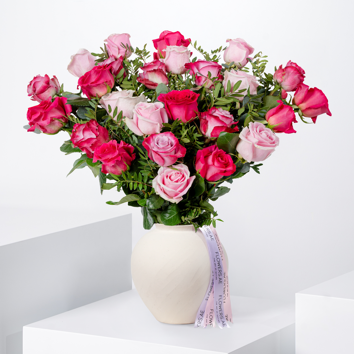 25 Blush Roses Vase