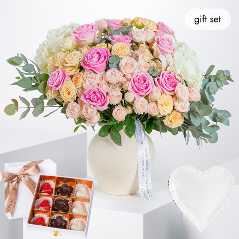 Florence White Vase (Welcome Back Gift Set)