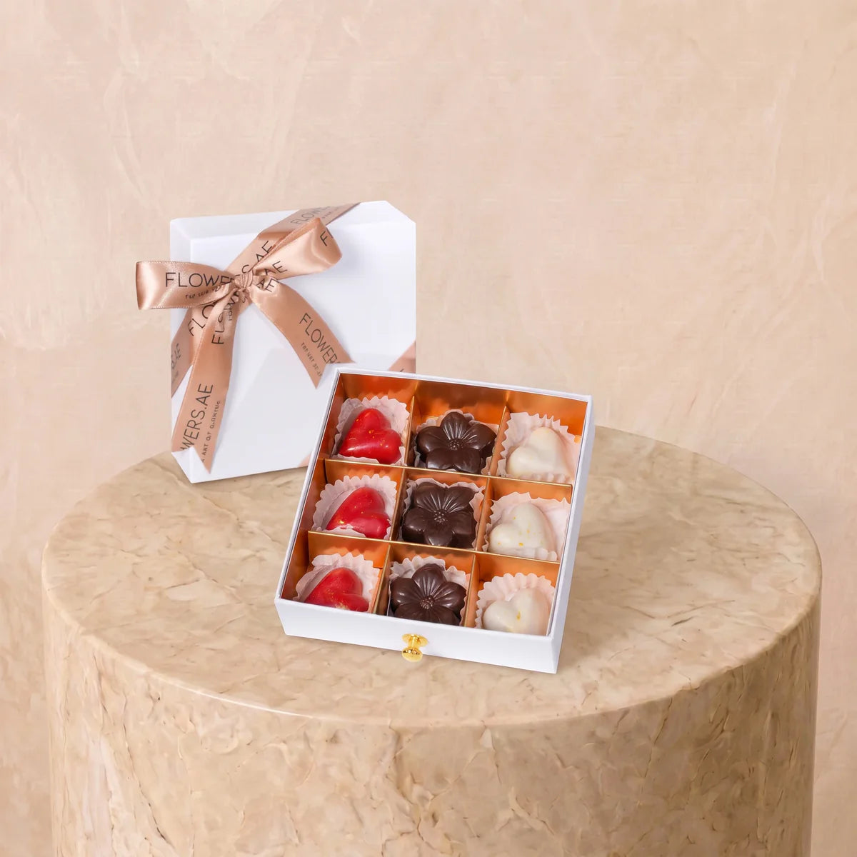 Congratulations 12 White Roses (Gift Set)