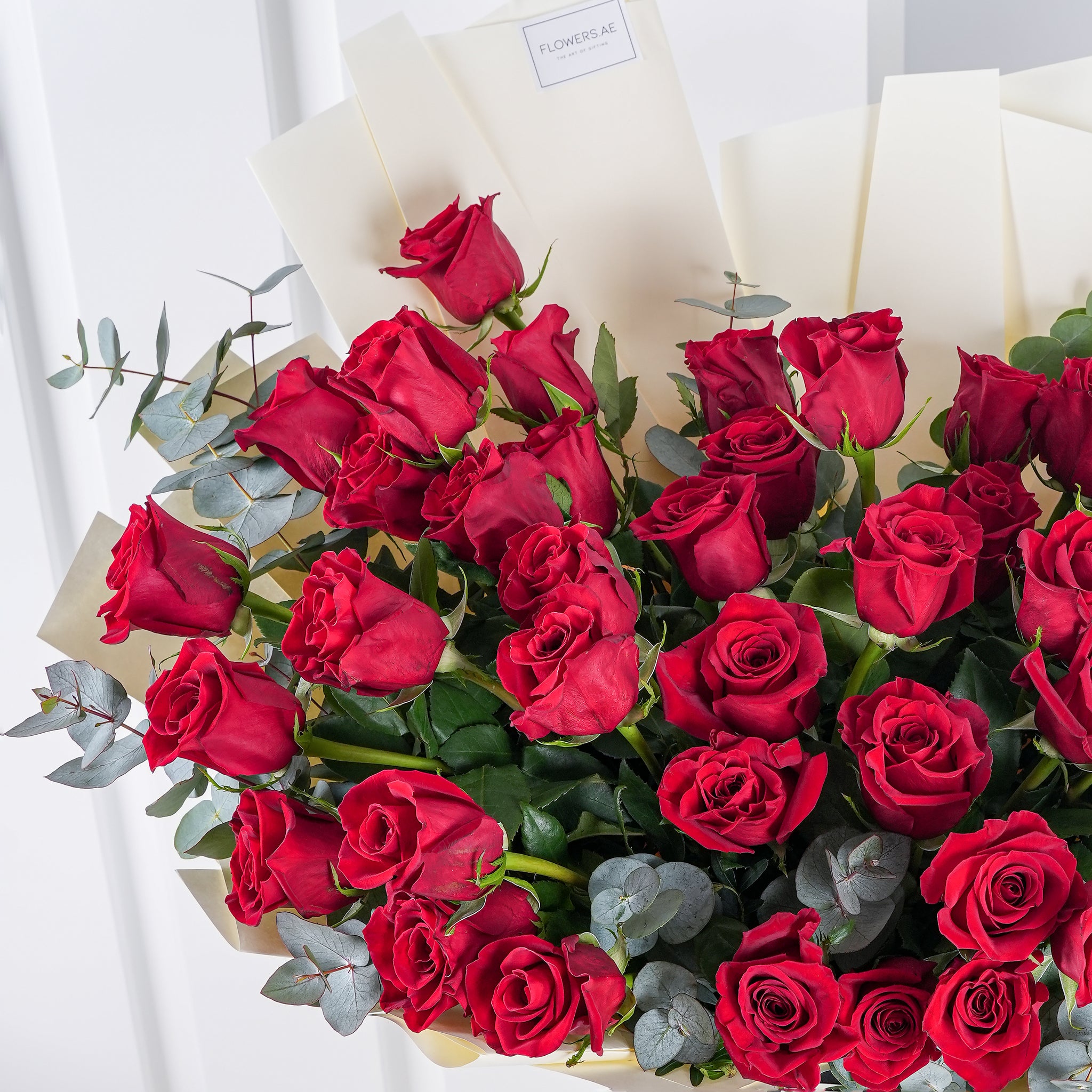 200 Red Roses | Free Same-Day Delivery to all Emirates - Flowers.ae