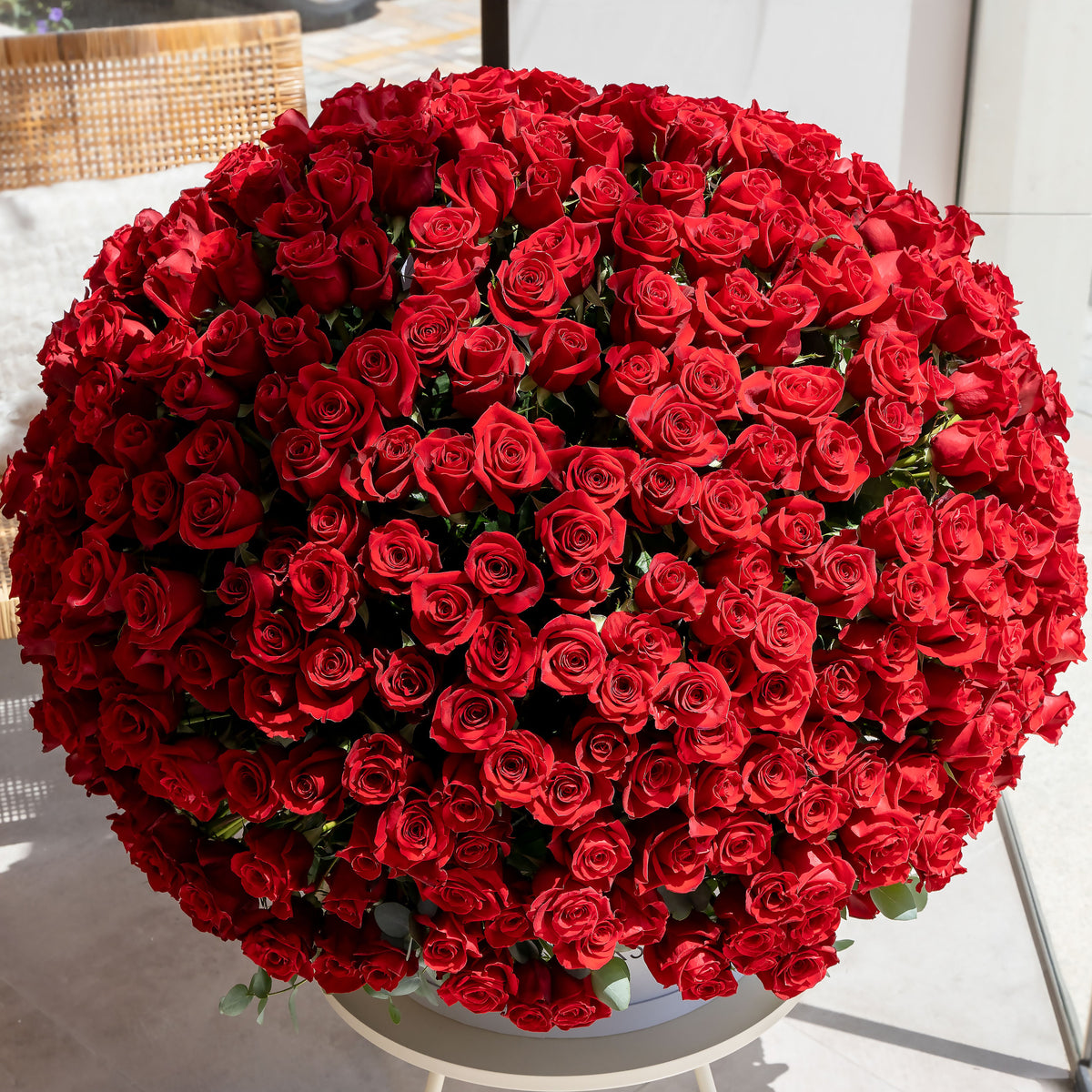 500 Red Roses - XXL | Free Same-Day Delivery to all Emirates - Flowers.ae