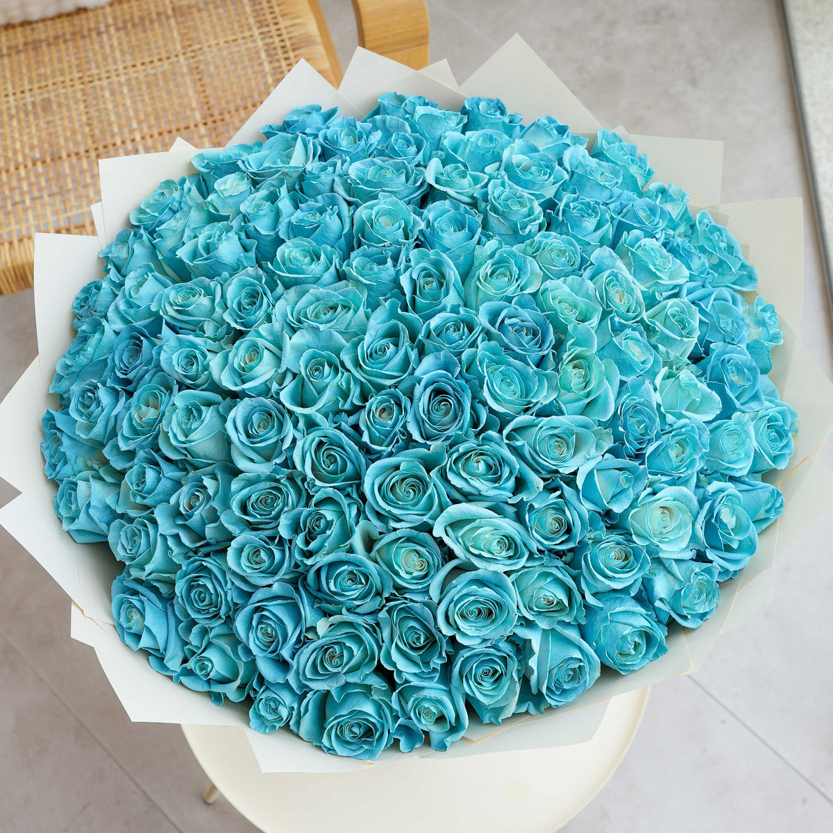100 Tiffany Blue Roses