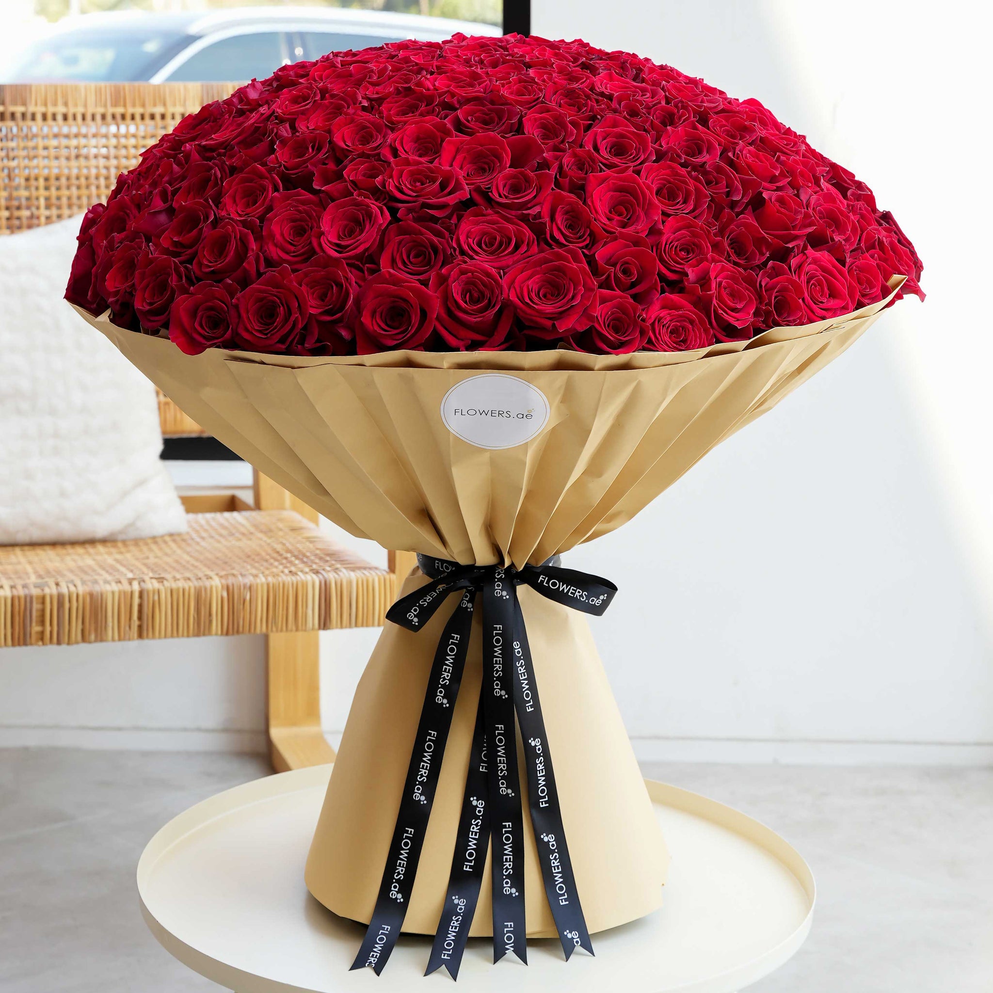 200 Red Roses | Free Same-Day Delivery to all Emirates - Flowers.ae