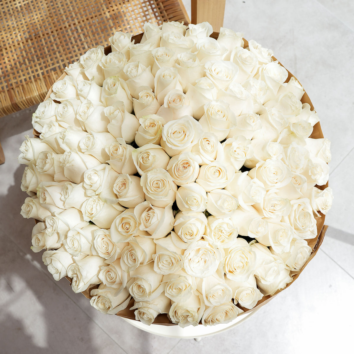 100 White Roses