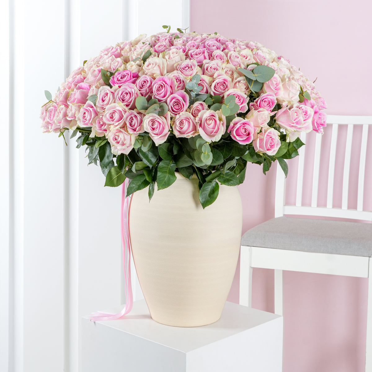 200 Pink Roses  Vase