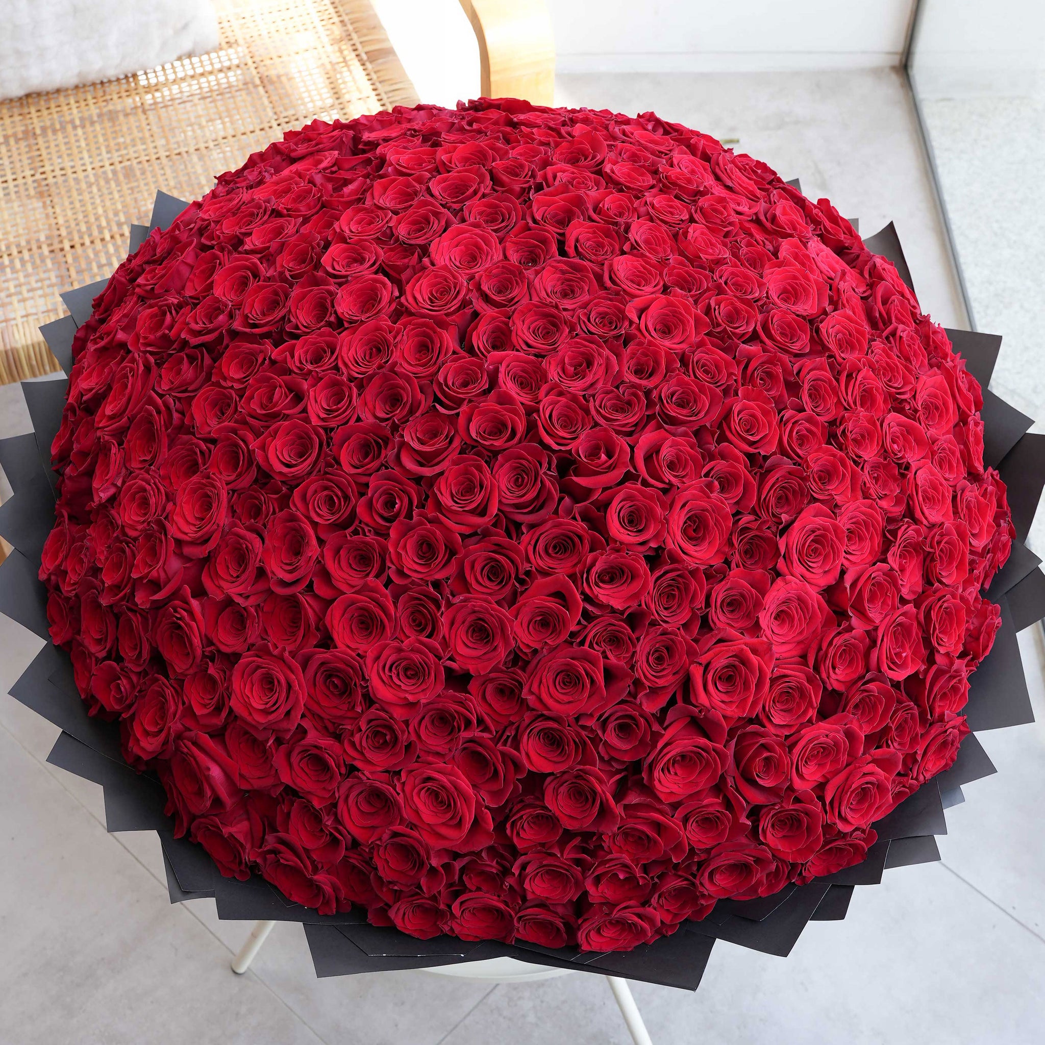 365 Red Roses 365 Long Stem Red Roses Hand-tied | Free Same-Day Delivery to all ...
