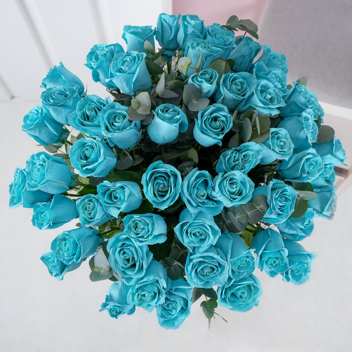 50 Tiffany Blue Roses - Vase