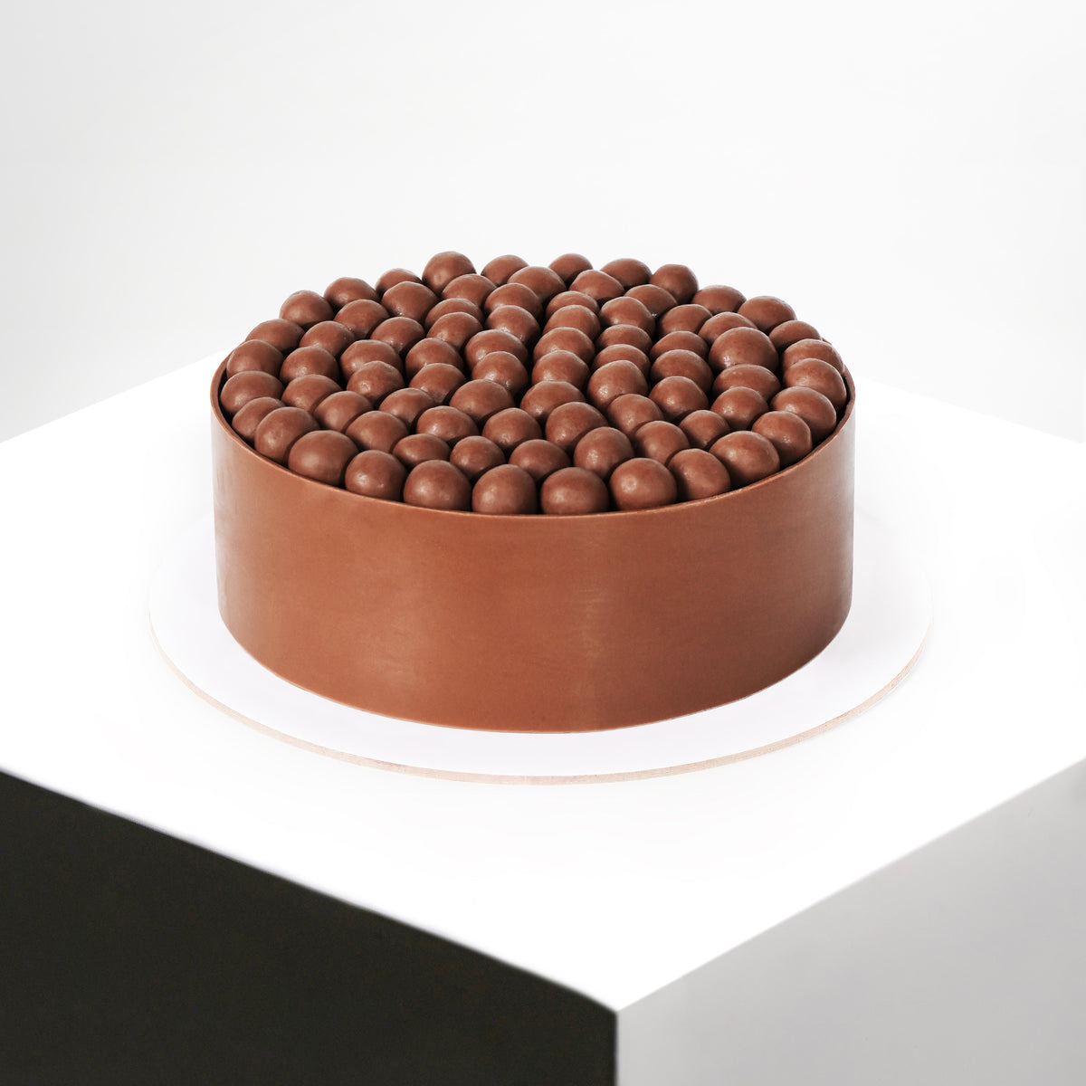 Malteser Cake