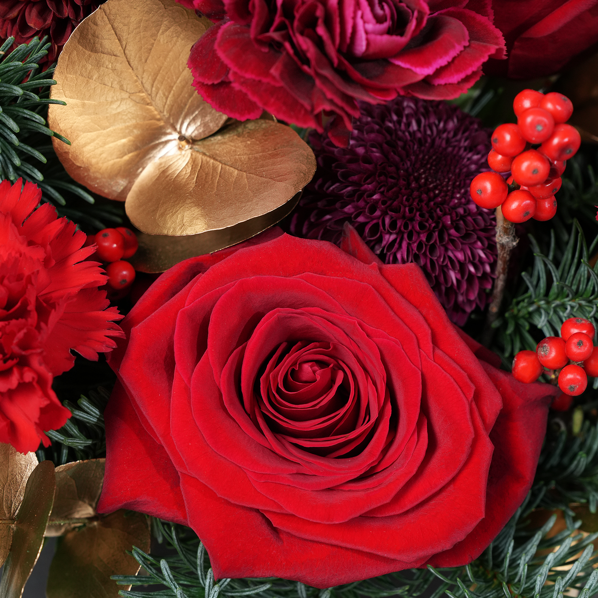 Petite Festive Berry Hatbox (Gift Set)