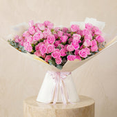 100 Pink Roses