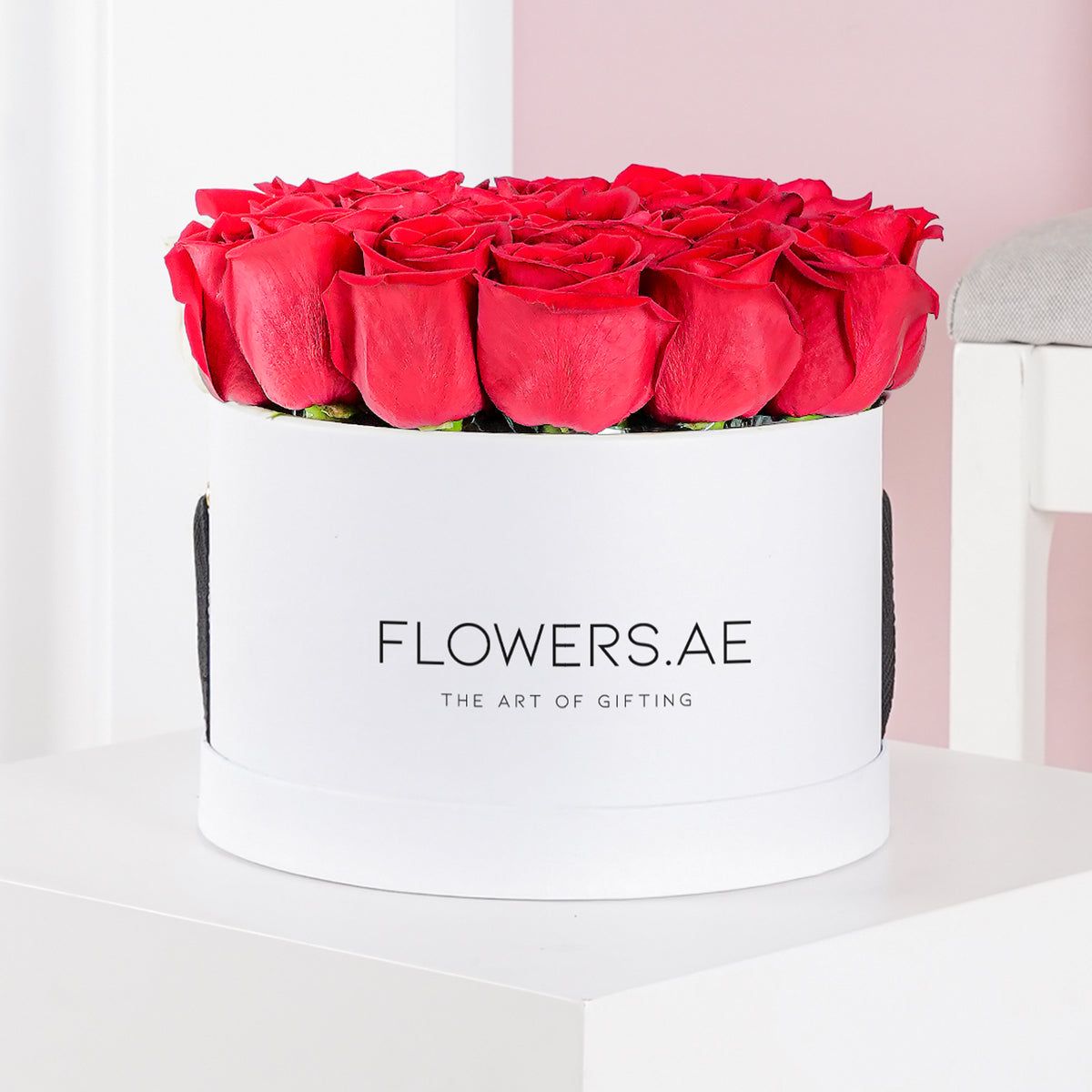 Red Roses - Hatbox