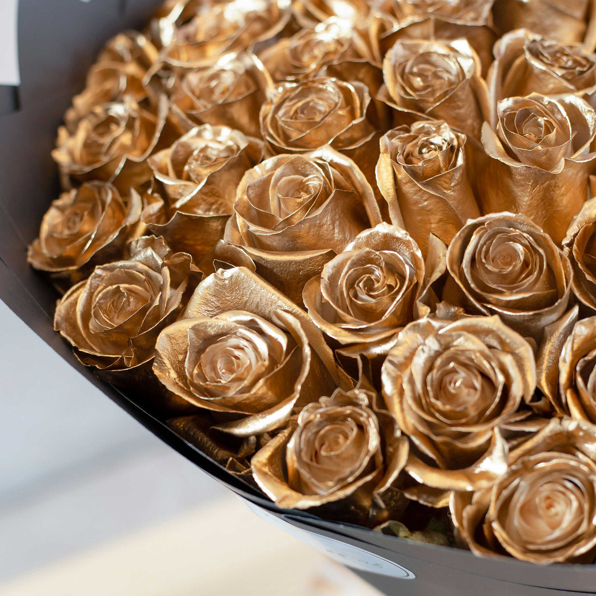 50 Gold Roses