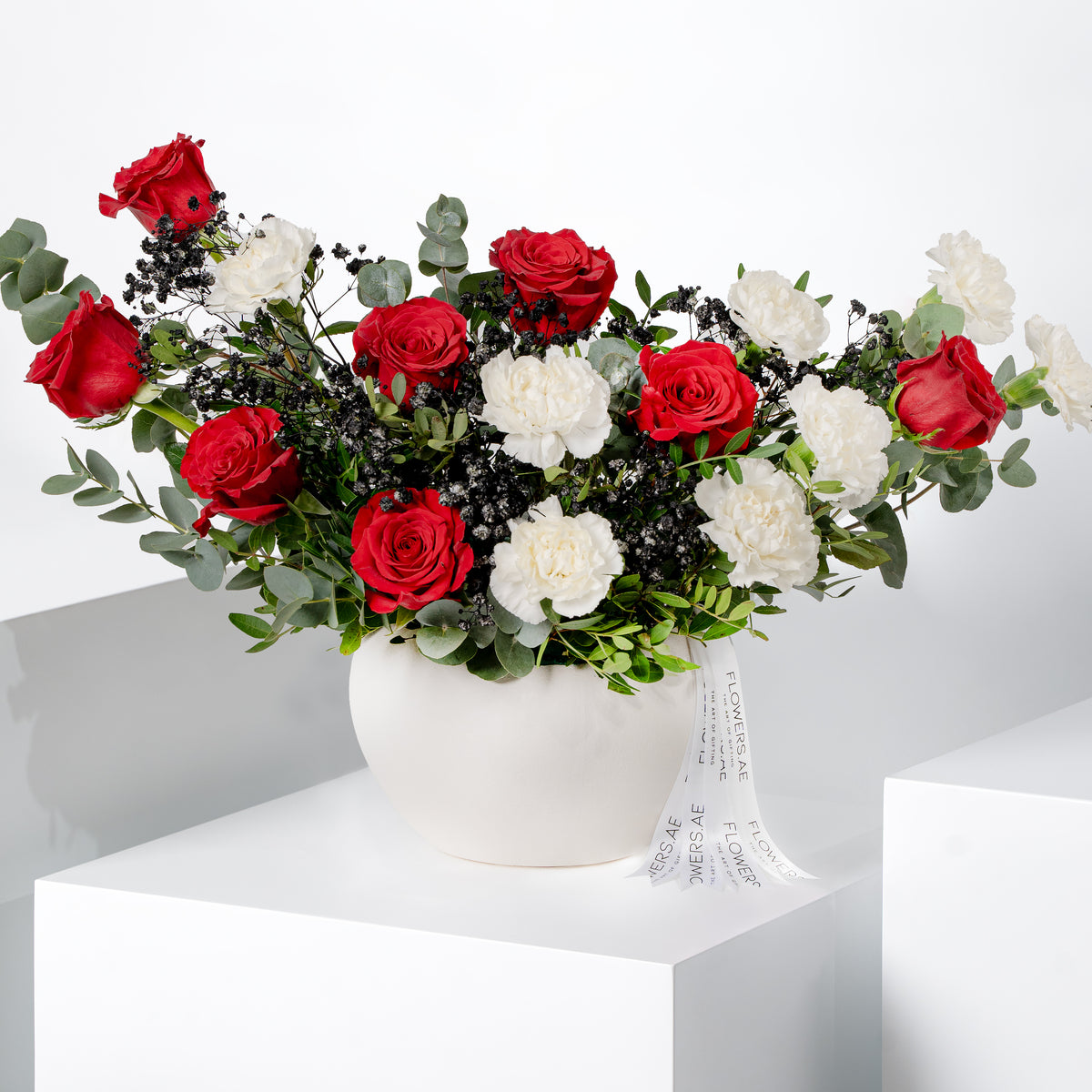 UAE National Flowers Vase