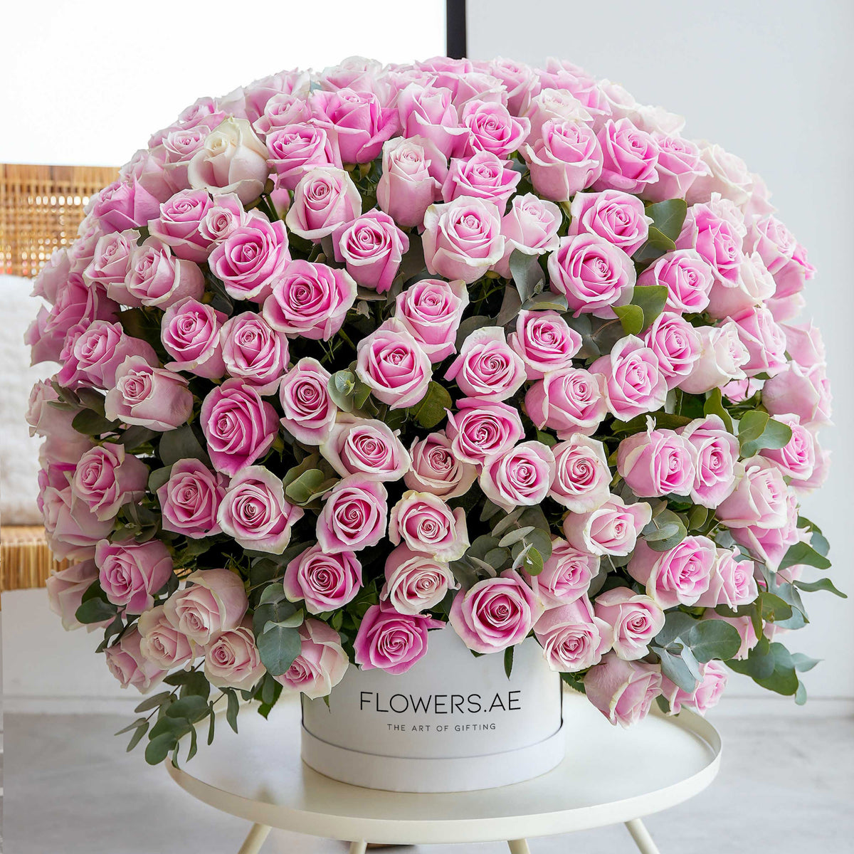 200 Pink Roses - Box