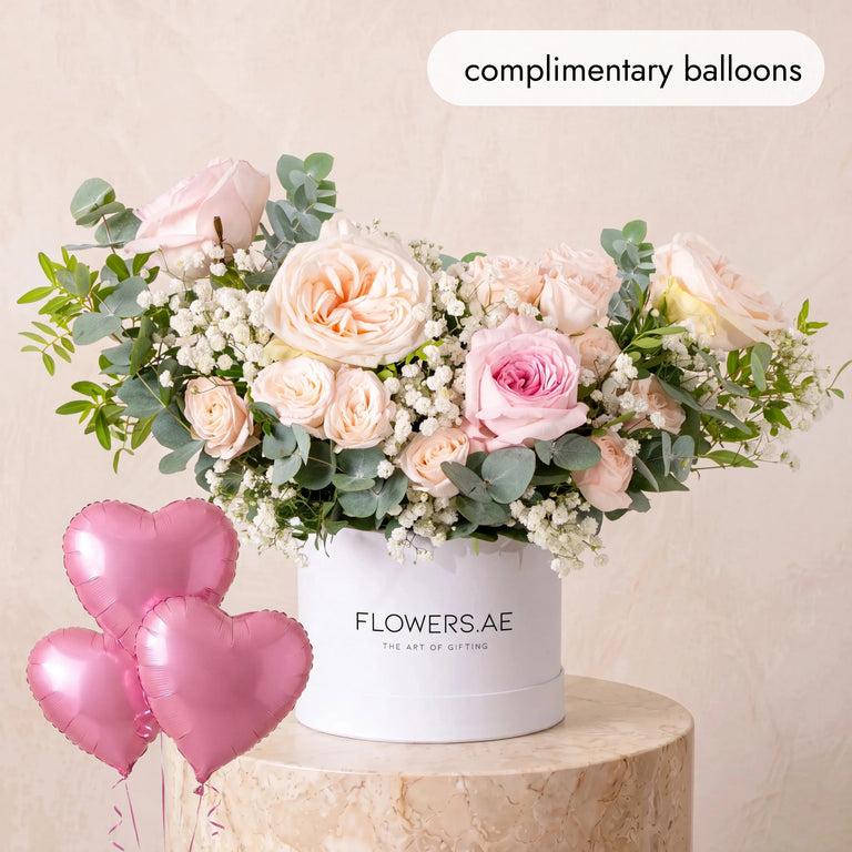 Petite Pastel Hatbox (Complimentary balloons)