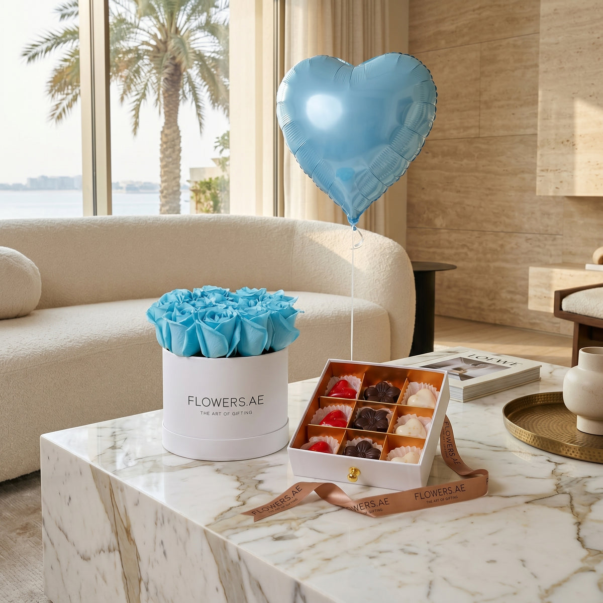 Father's Day Petite Tiffany Blue Roses Hatbox (Gift Set)