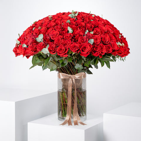 Valentine 200 Red Roses  Vase