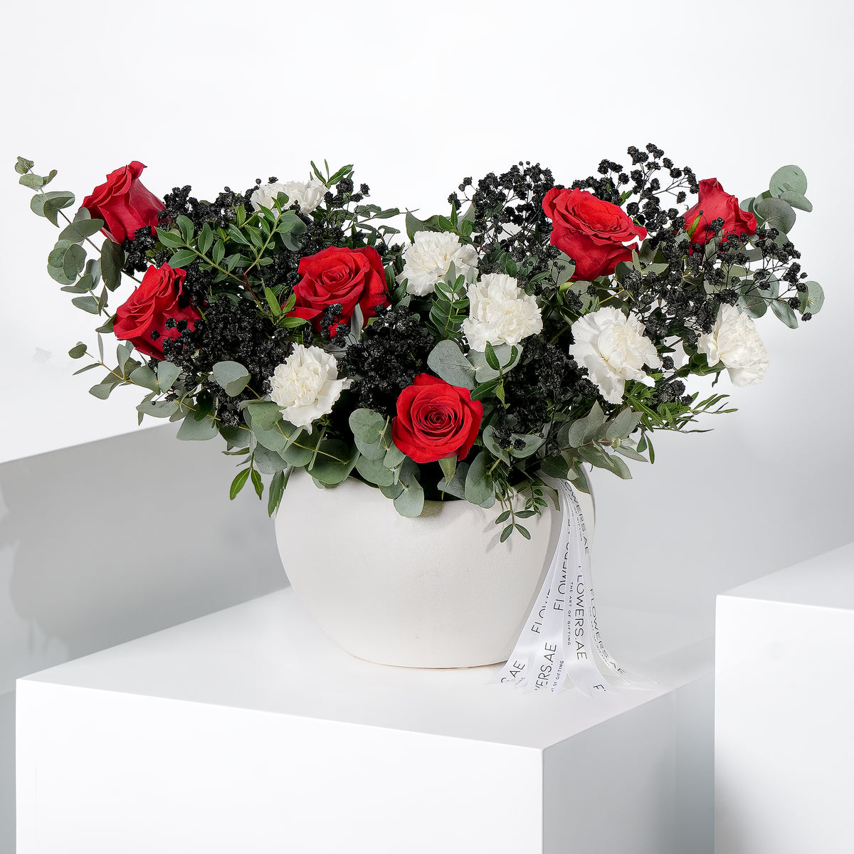 UAE National Flowers Vase