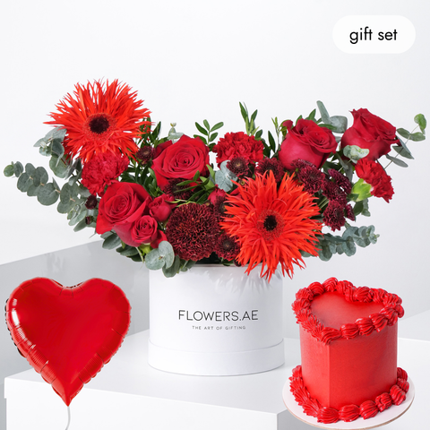 Birthday Petite Scarlet Hatbox (Cake Gift Set)