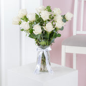 12 White Roses - Vase