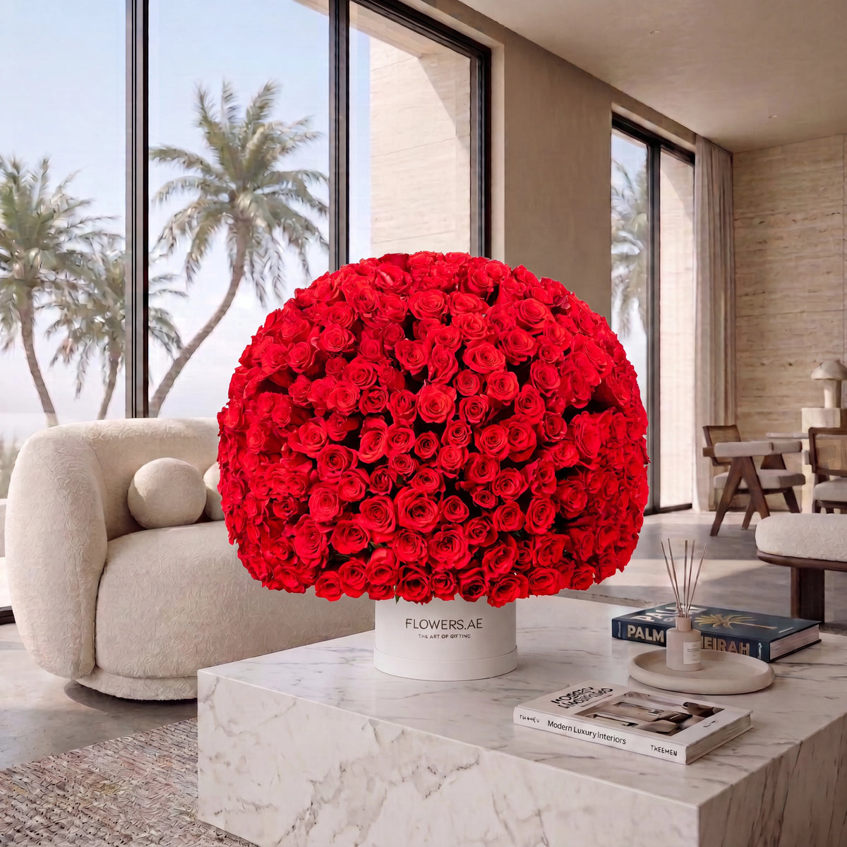 365 Red Roses Hatbox