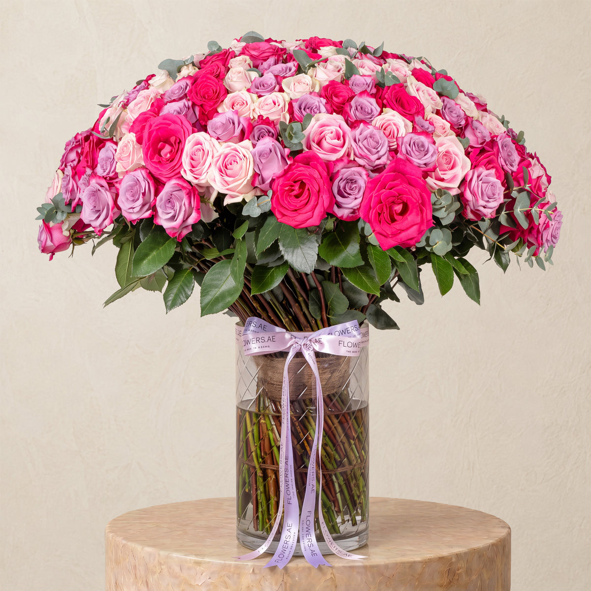 200 Blush Roses Vase
