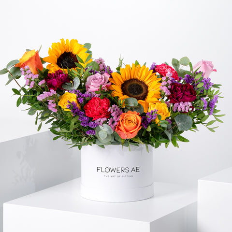 Petite Vivid Sunflower Hatbox
