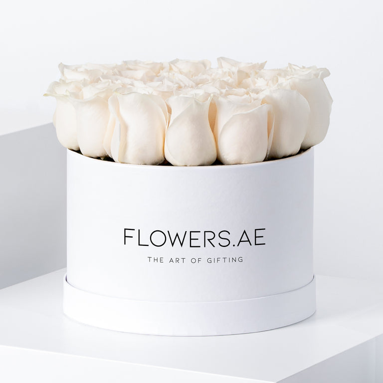 White Roses Hatbox