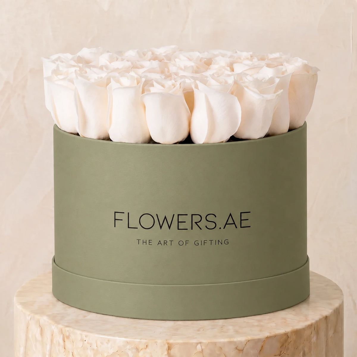 White Roses Hatbox