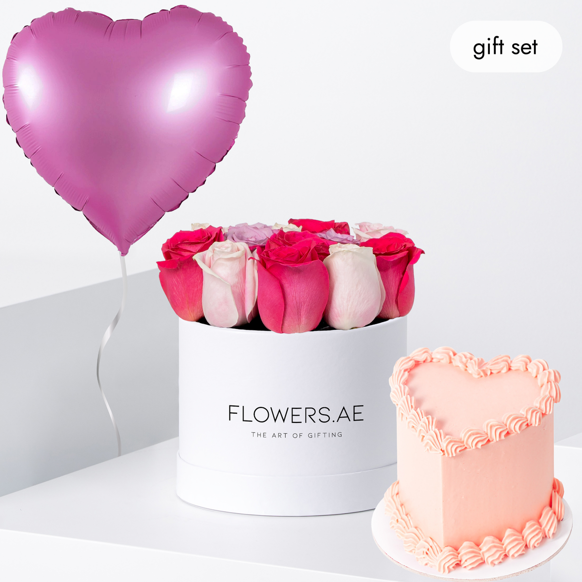 Anniversary Petite Blush Roses Hatbox (Cake Gift Set)