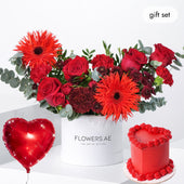 Birthday Petite Scarlet Hatbox (Cake Gift Set)