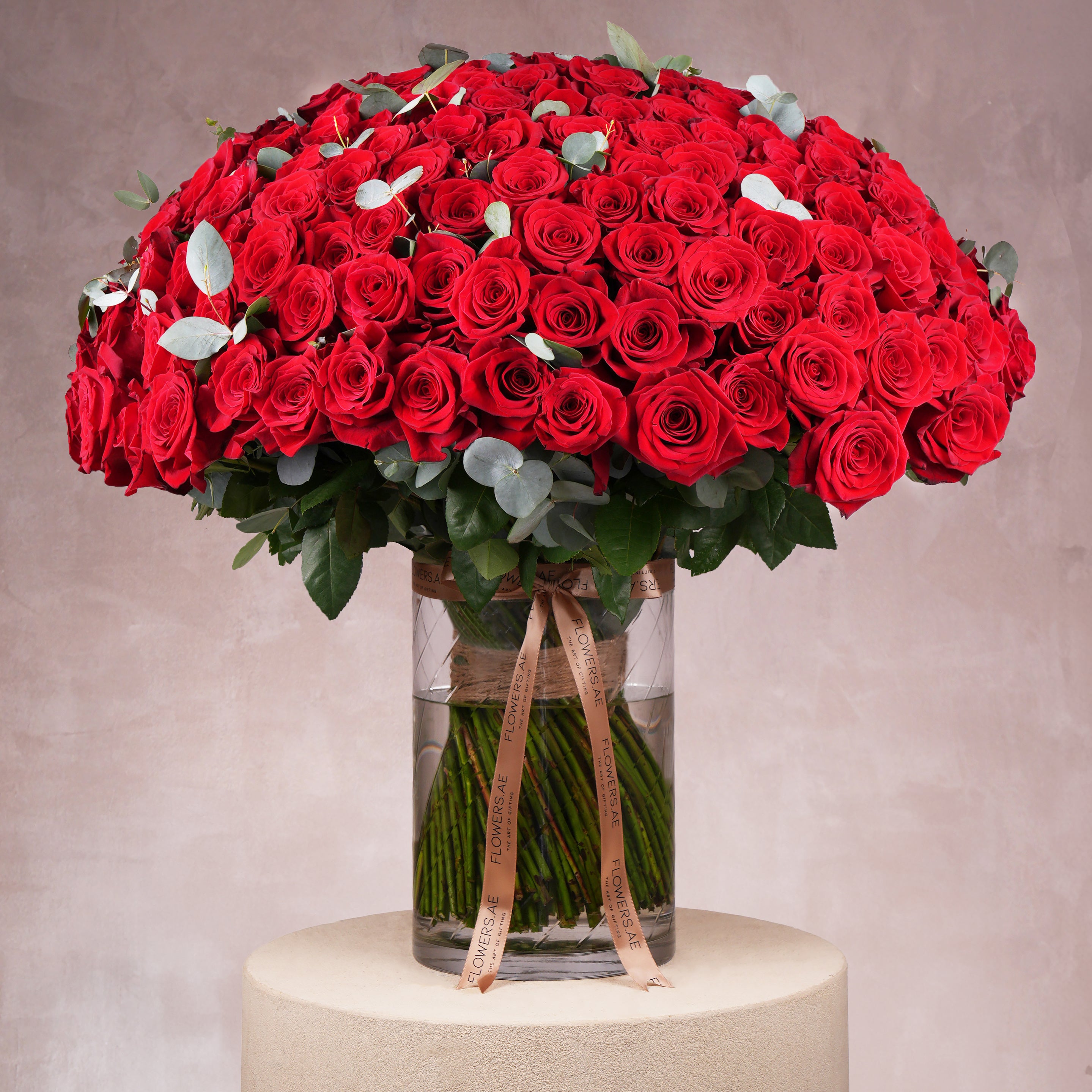 200 Red Roses - Vase | Free Same-Day Delivery to all Emirates - Flowers.ae
