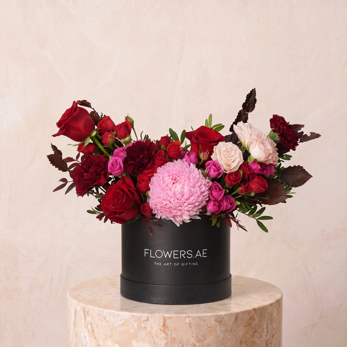 Petite Crimson Blush Hatbox