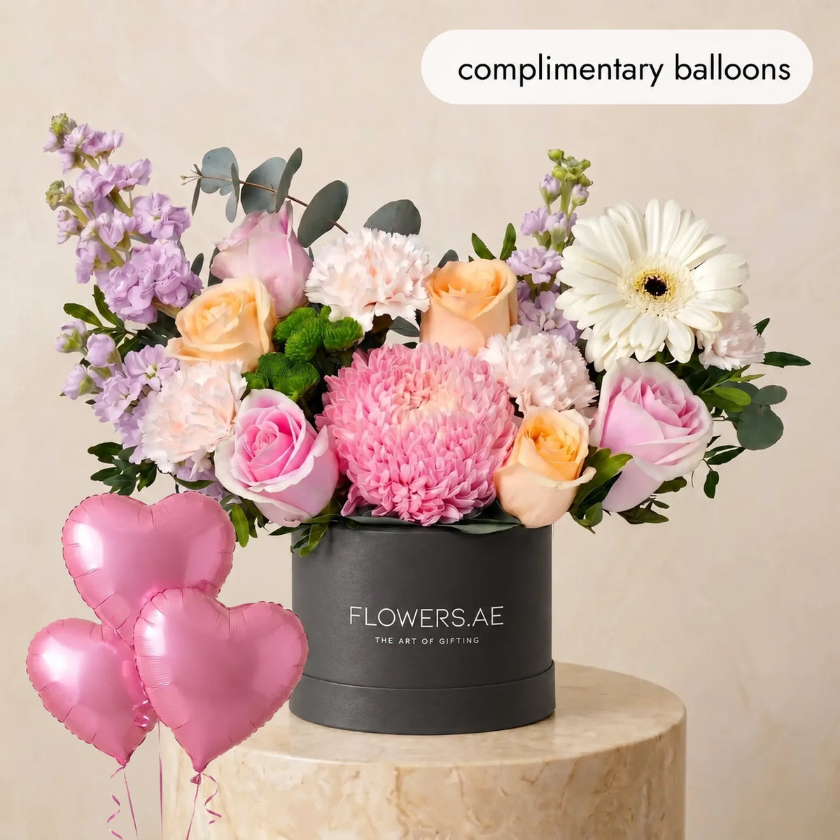 Petite Portofino Hatbox (Complimentary balloons)