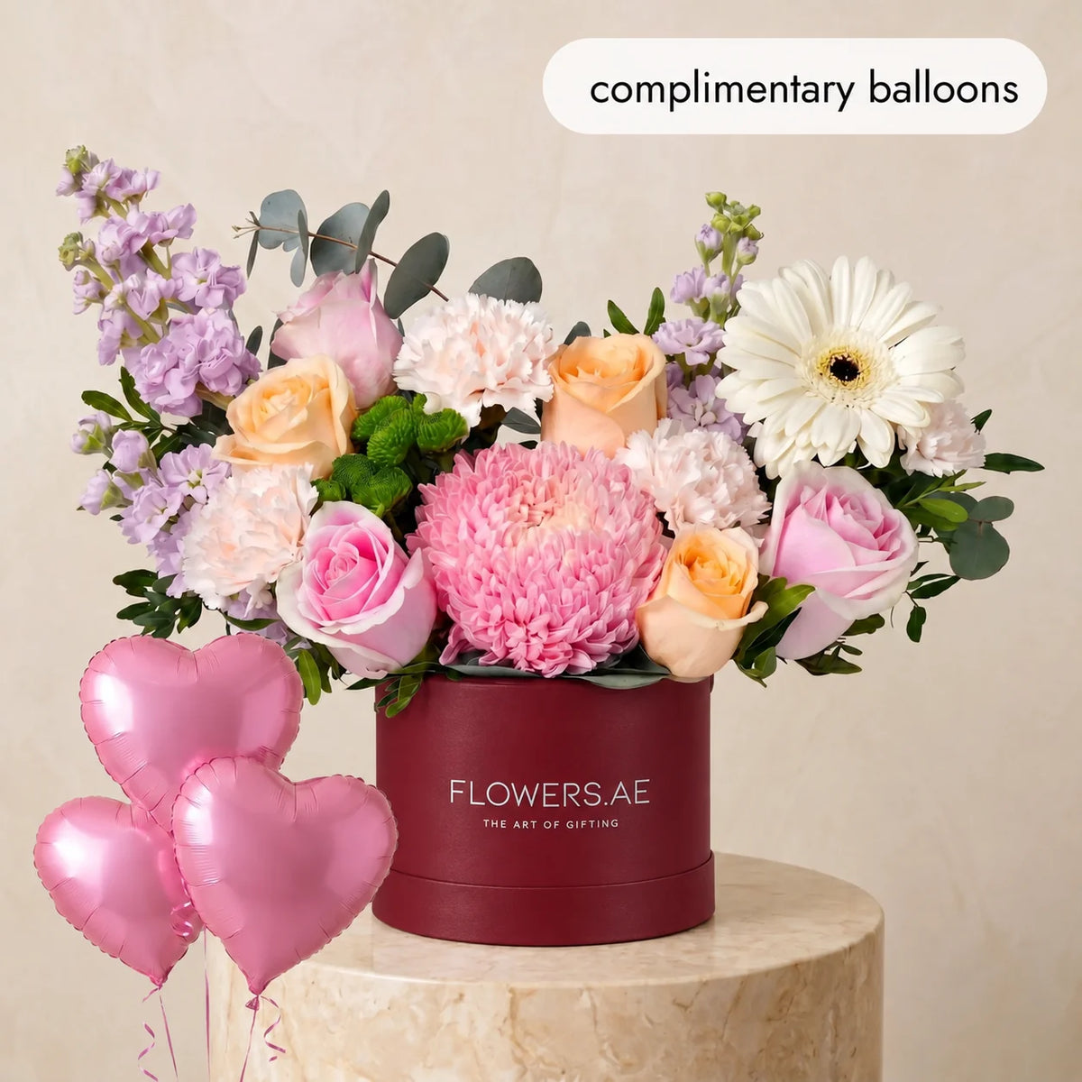 Petite Portofino Hatbox (Complimentary balloons)
