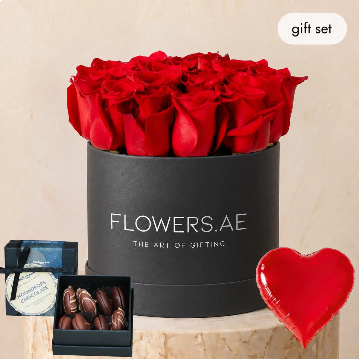 Anniversary Petite Red Roses (Gift Set)