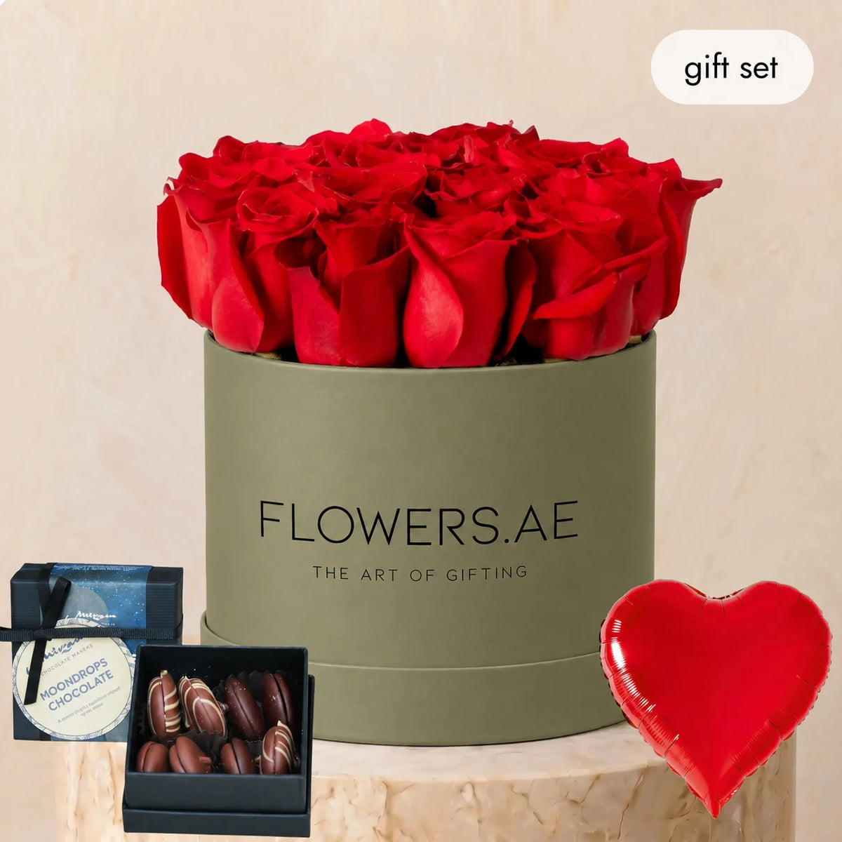 Anniversary Petite Red Roses (Gift Set)