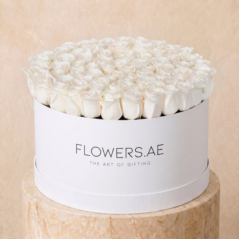 XXL White Roses Hatbox