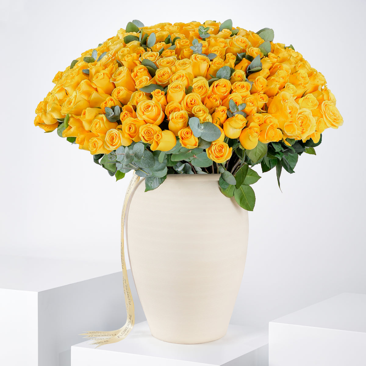 200 Yellow Roses  Vase